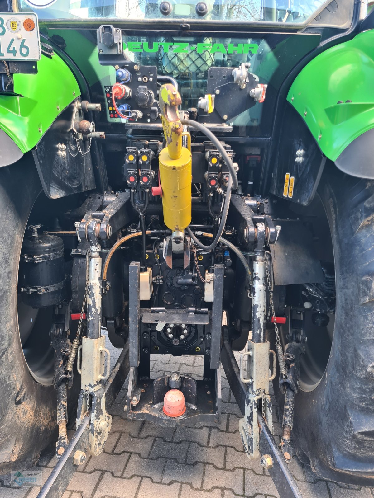 Traktor tip Deutz-Fahr Agrotron 6210 C-Shift, Gebrauchtmaschine in Creglingen (Poză 12)