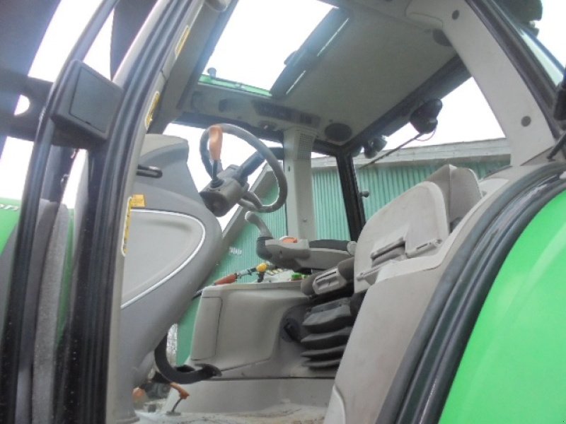 Traktor des Typs Deutz-Fahr Agrotron 6210 CShift front pto, Gebrauchtmaschine in Rønde (Bild 5)