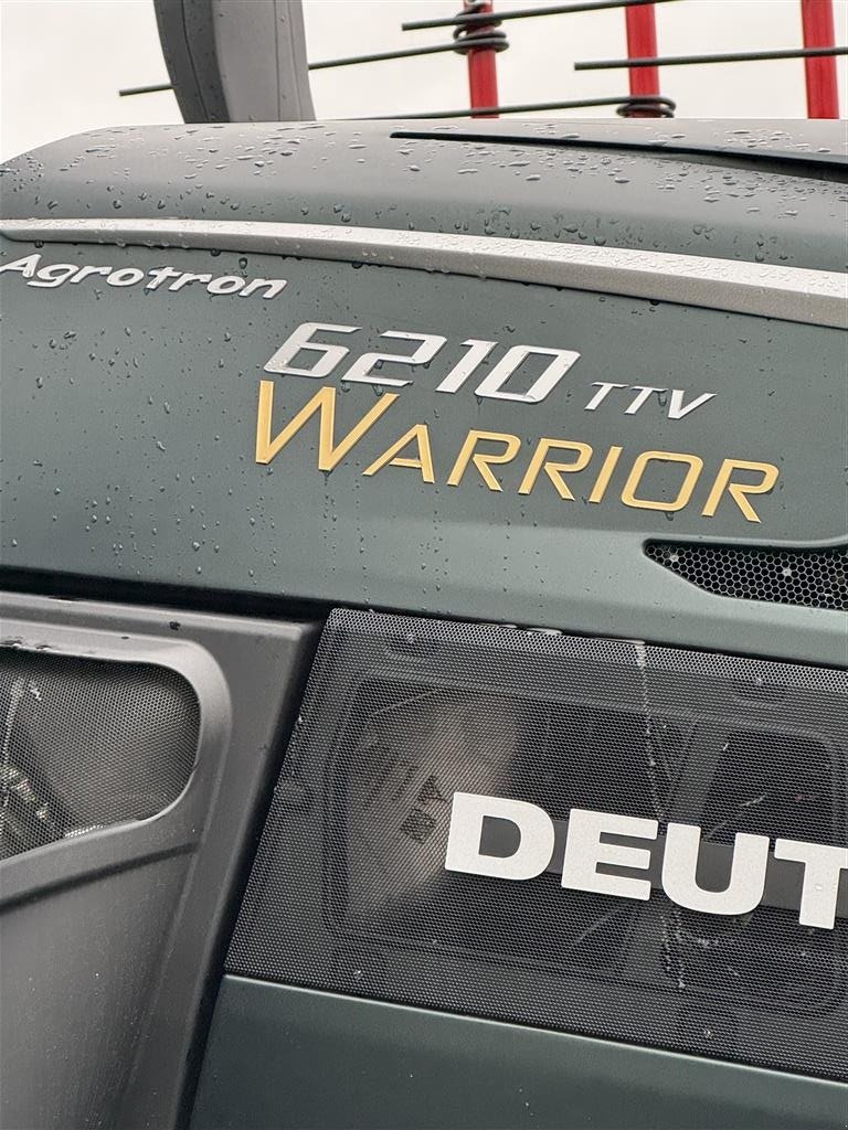 Traktor типа Deutz-Fahr Agrotron 6210 TTV Warrion MAT GREEN, Gebrauchtmaschine в Brørup (Фотография 17)