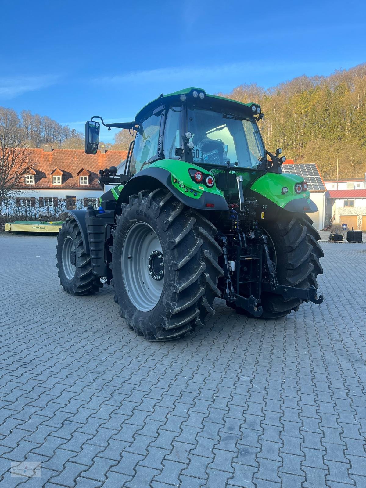 Traktor des Typs Deutz-Fahr Agrotron 6210 TTV, Neumaschine in Treuchtlingen (Bild 7)