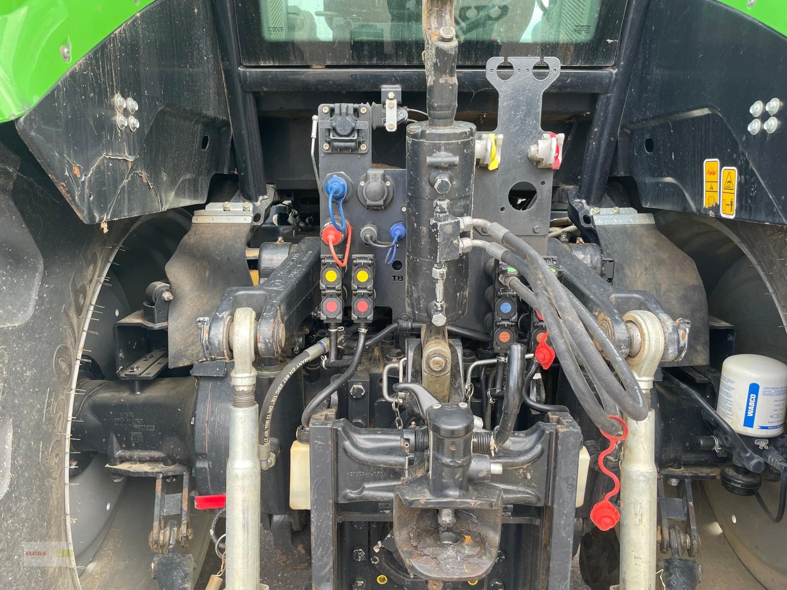 Traktor des Typs Deutz-Fahr Agrotron 6215 PREISREDUZIERT, Gebrauchtmaschine in Langenau (Bild 17)