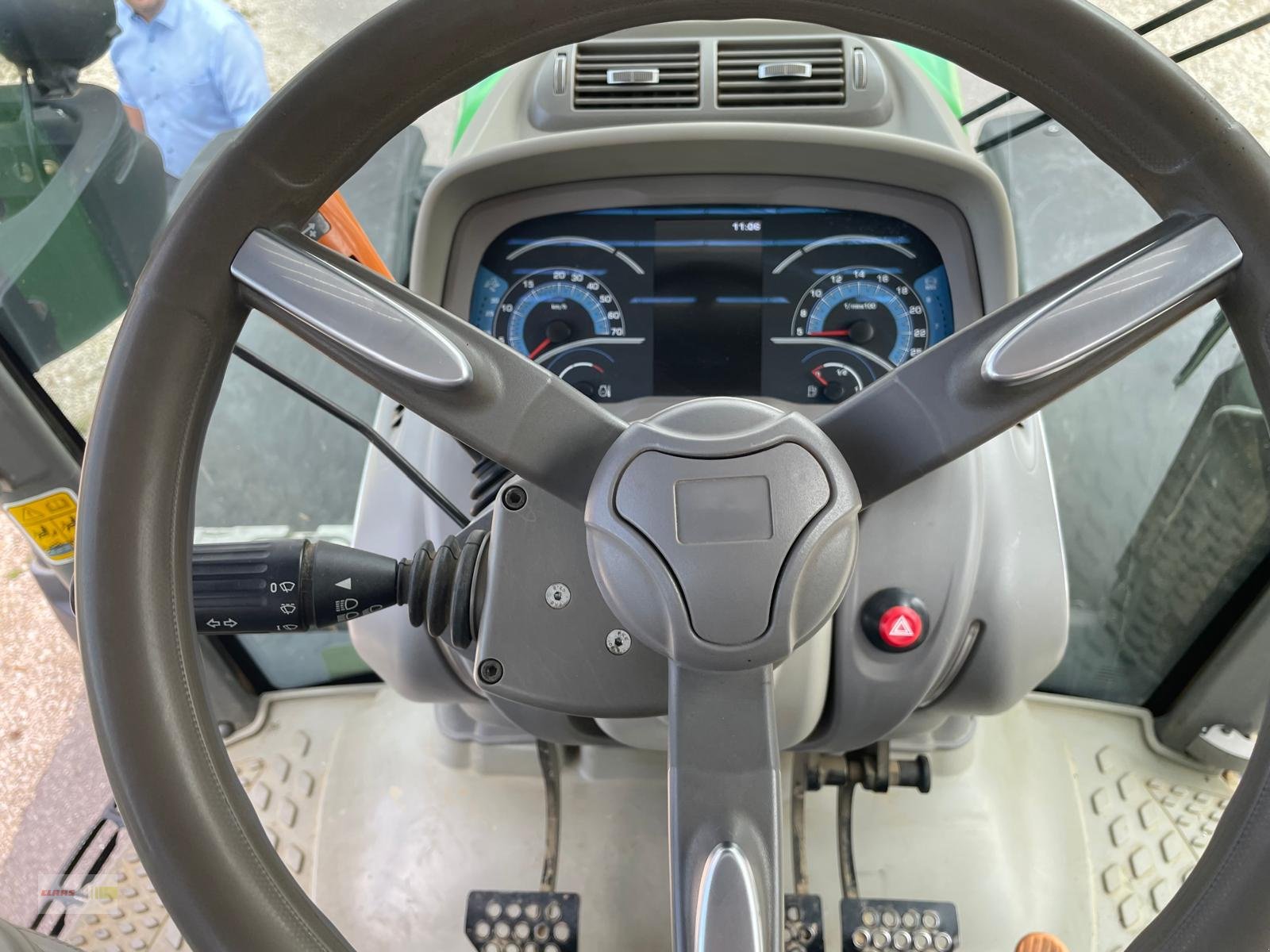 Traktor des Typs Deutz-Fahr Agrotron 6215 PREISREDUZIERT, Gebrauchtmaschine in Langenau (Bild 23)