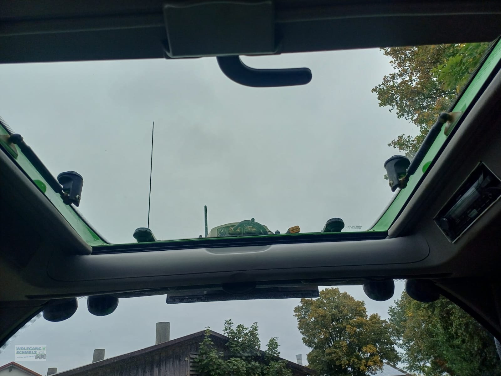 Traktor типа Deutz-Fahr Agrotron 6215 TTV, Gebrauchtmaschine в Pocking (Фотография 9)