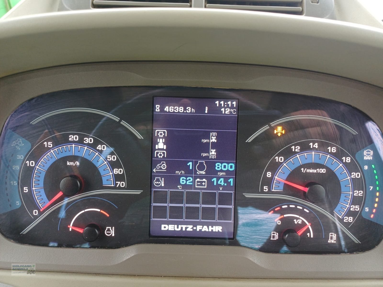 Traktor типа Deutz-Fahr Agrotron 6215 TTV, Gebrauchtmaschine в Pocking (Фотография 12)