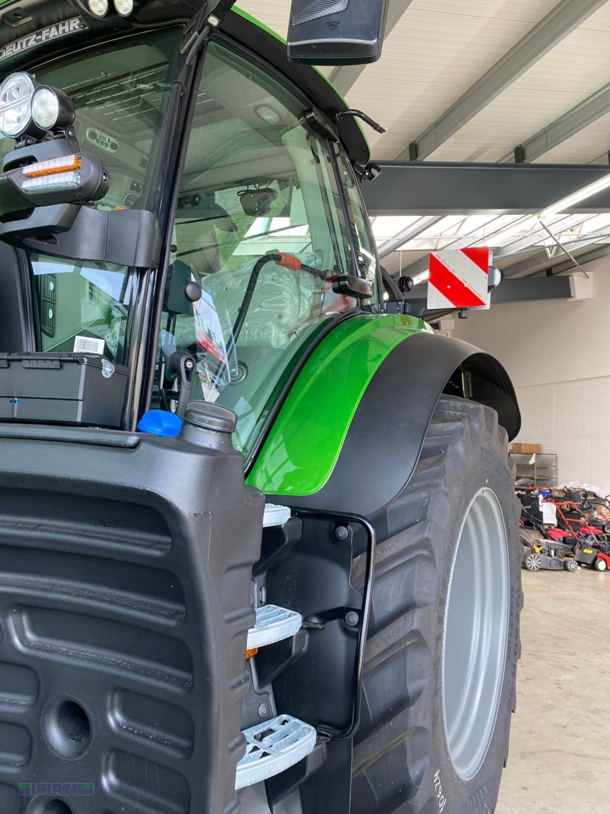 Traktor typu Deutz-Fahr Agrotron 6230 TTV, Altpreis-Maschine 8 % Preisvorteil, Neumaschine w Buchdorf (Zdjęcie 4)