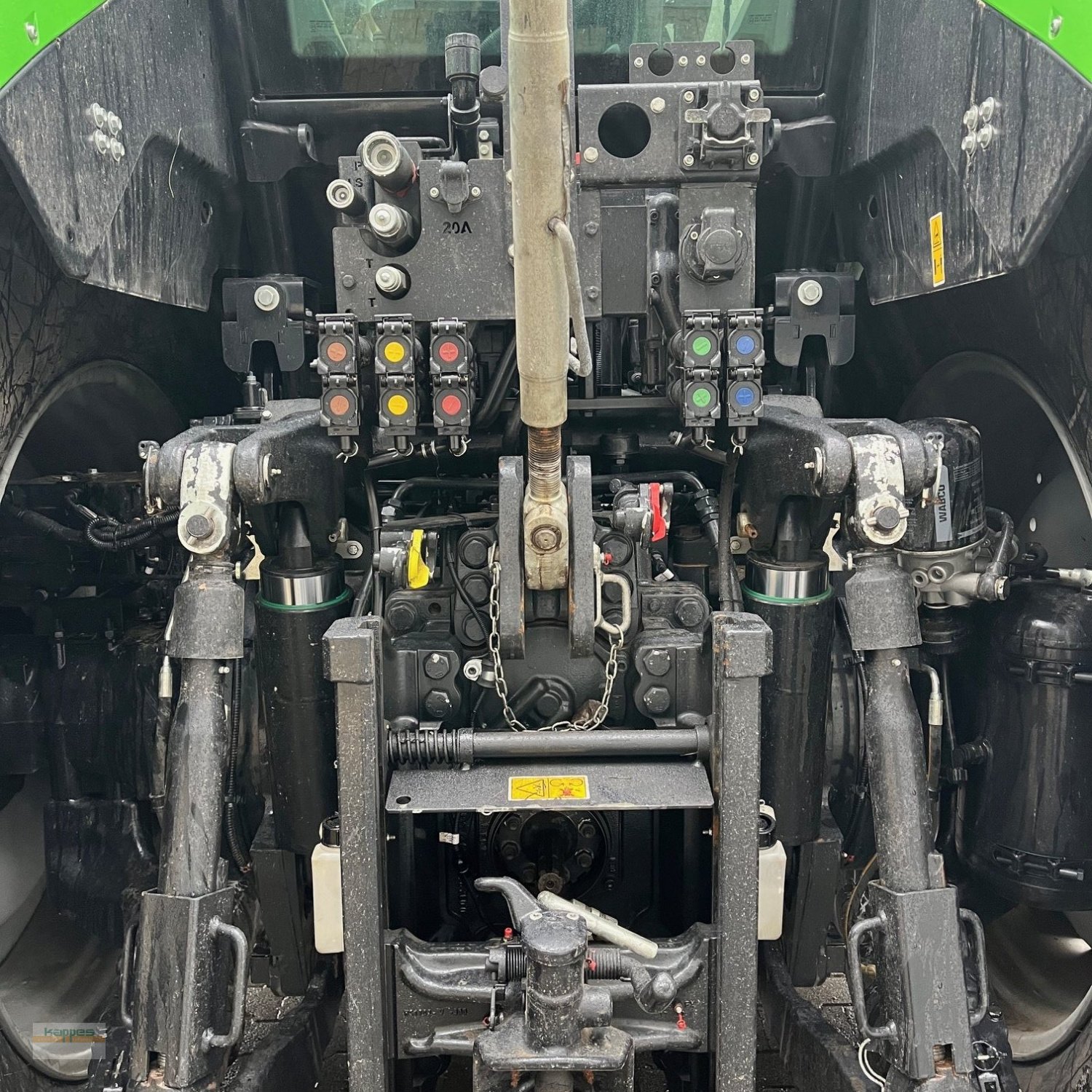 Traktor des Typs Deutz-Fahr Agrotron 6230 TTV, Gebrauchtmaschine in Niederstetten (Bild 10)