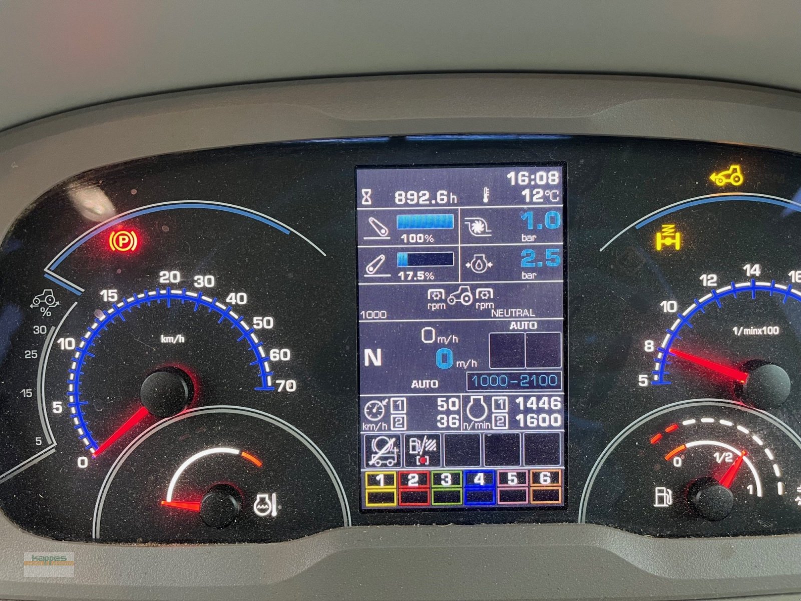 Traktor des Typs Deutz-Fahr Agrotron 6230 TTV, Gebrauchtmaschine in Niederstetten (Bild 11)