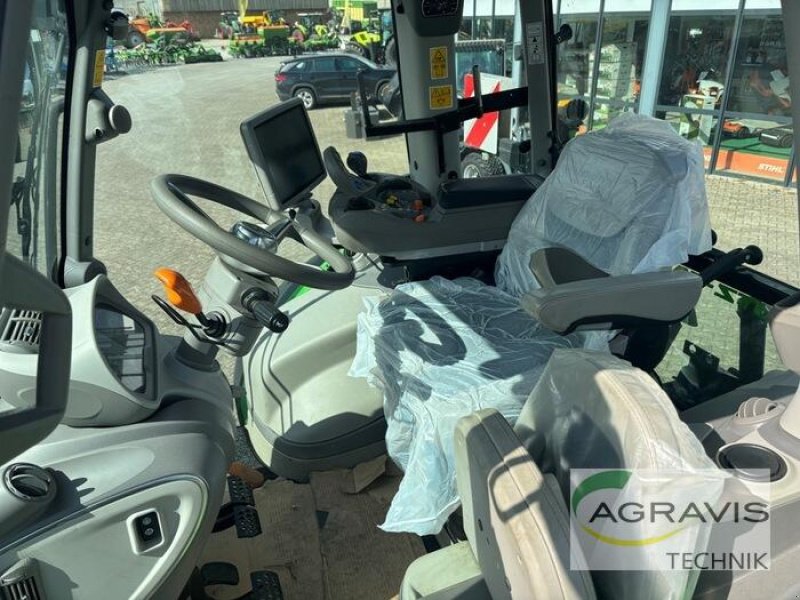 Traktor типа Deutz-Fahr AGROTRON 6230 TTV, Gebrauchtmaschine в Salzkotten (Фотография 5)