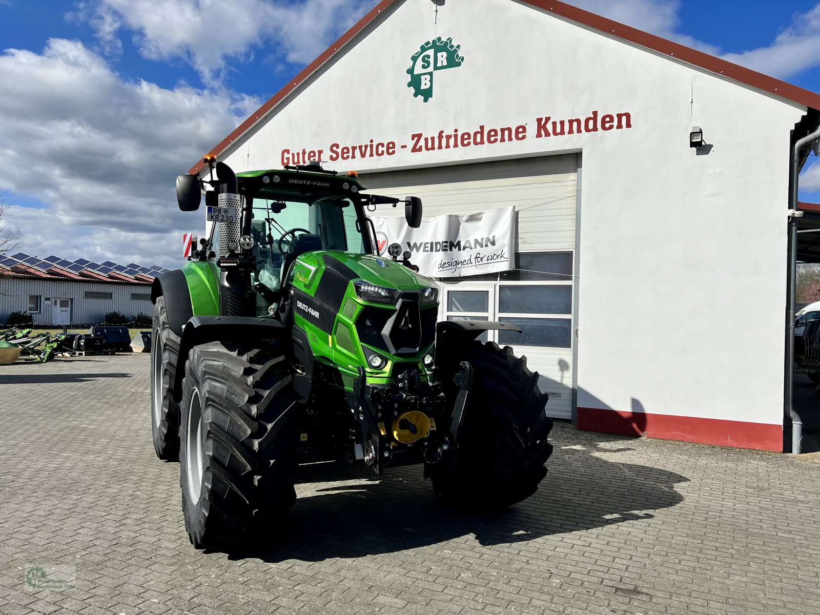 Traktor typu Deutz-Fahr Agrotron 6230 TTV, Neumaschine w Karstädt (Zdjęcie 4)