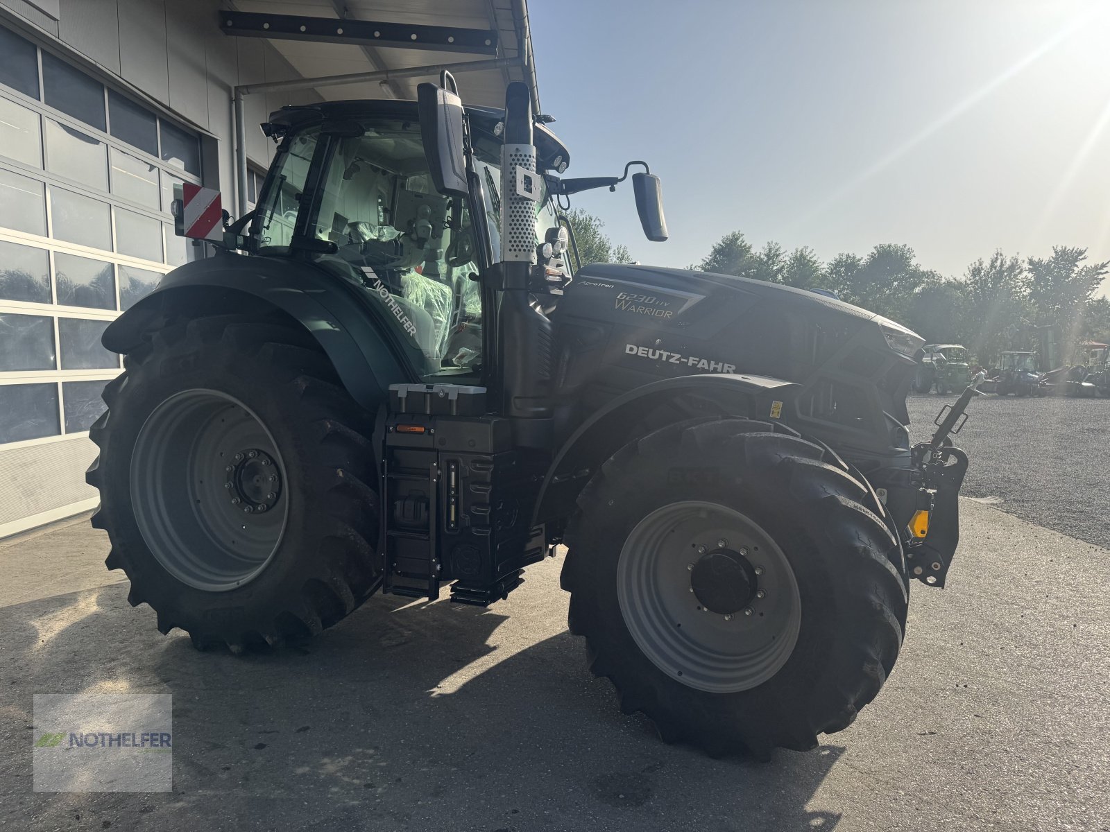 Traktor des Typs Deutz-Fahr Agrotron 6230 TTV, Neumaschine in Pforzen (Bild 4)