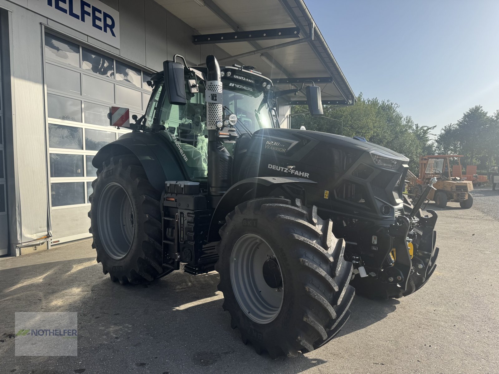 Traktor des Typs Deutz-Fahr Agrotron 6230 TTV, Neumaschine in Pforzen (Bild 10)