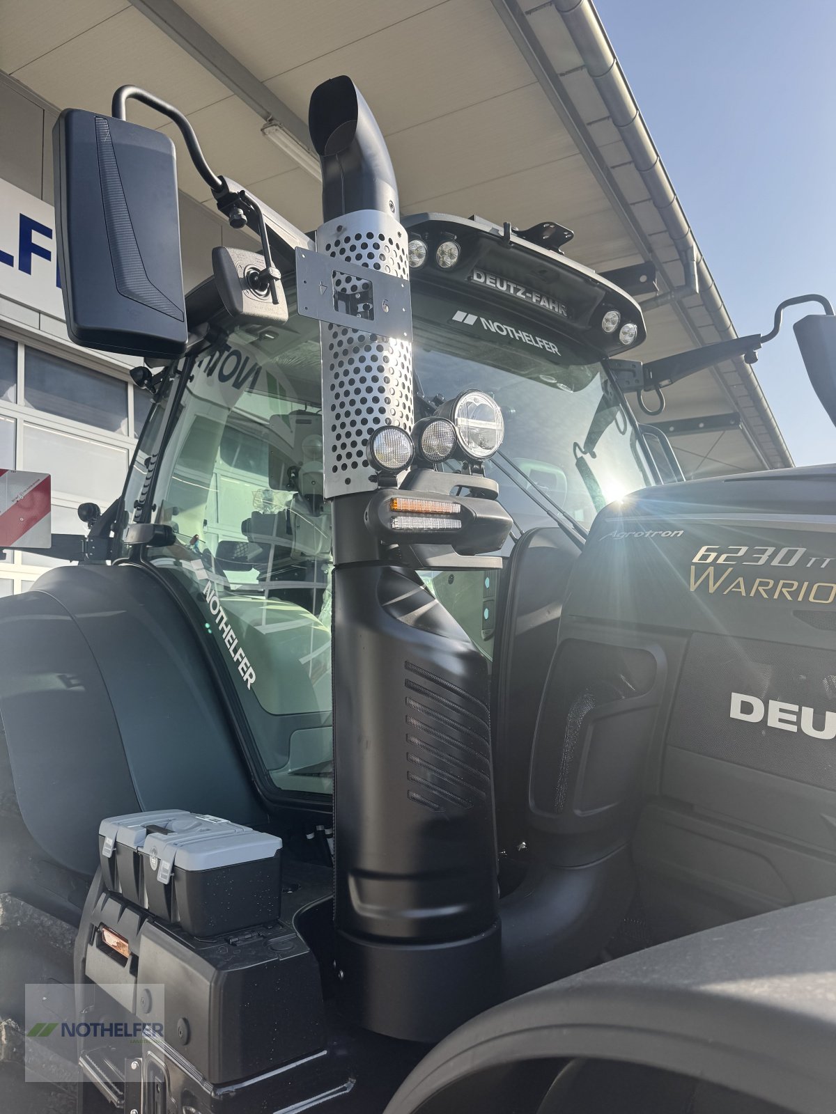 Traktor des Typs Deutz-Fahr Agrotron 6230 TTV, Neumaschine in Pforzen (Bild 12)