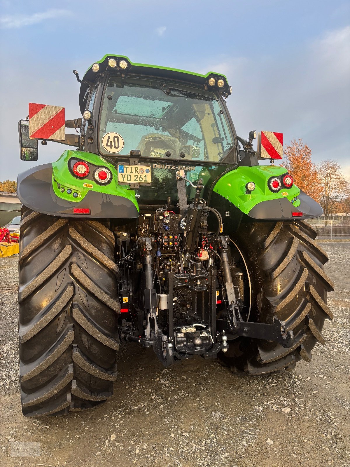 Traktor of the type Deutz-Fahr Agrotron 6230 TTV, Neumaschine in Erbendorf (Picture 7)