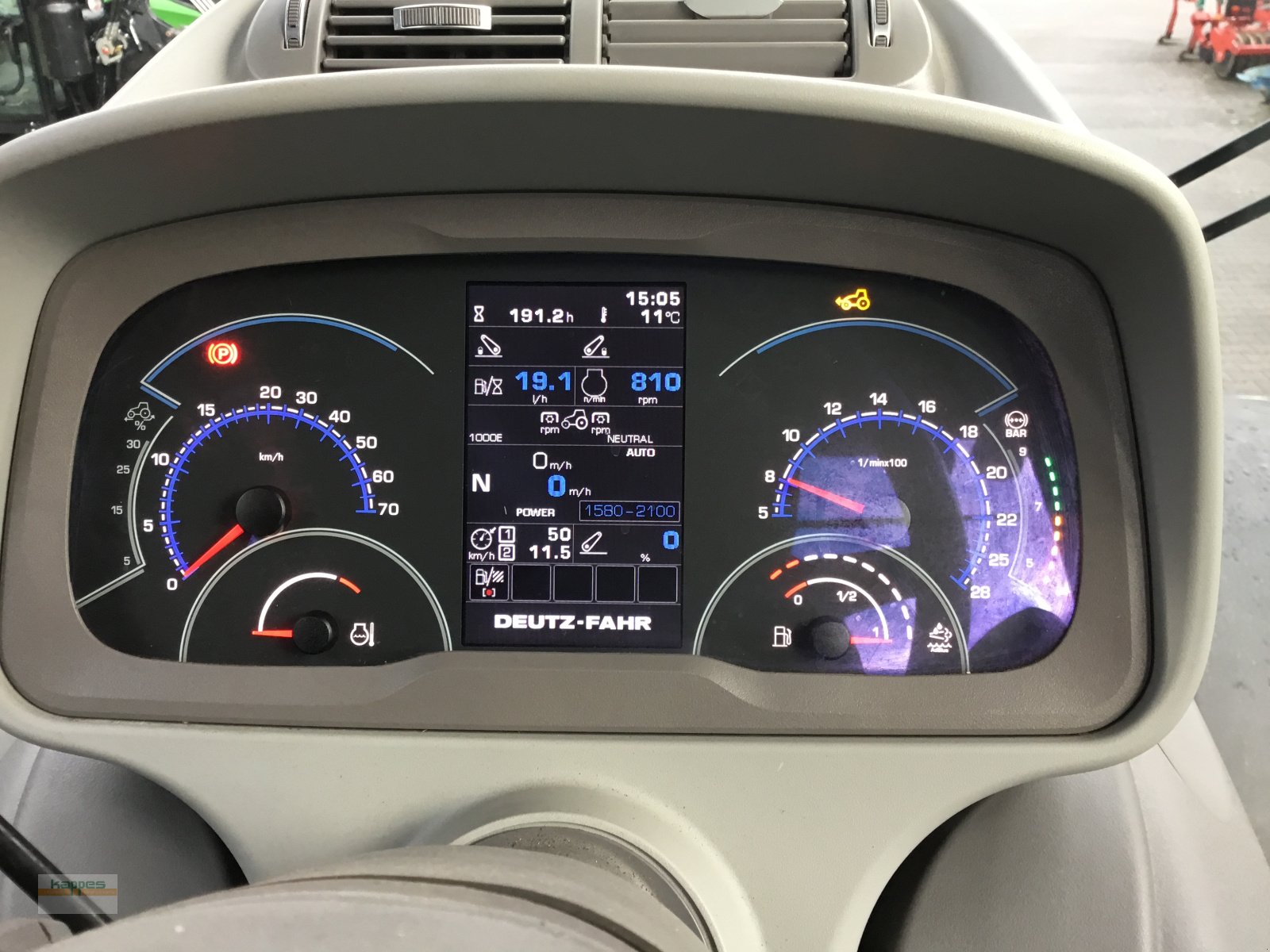 Traktor des Typs Deutz-Fahr Agrotron 6230TTV HD, Gebrauchtmaschine in Niederstetten (Bild 2)