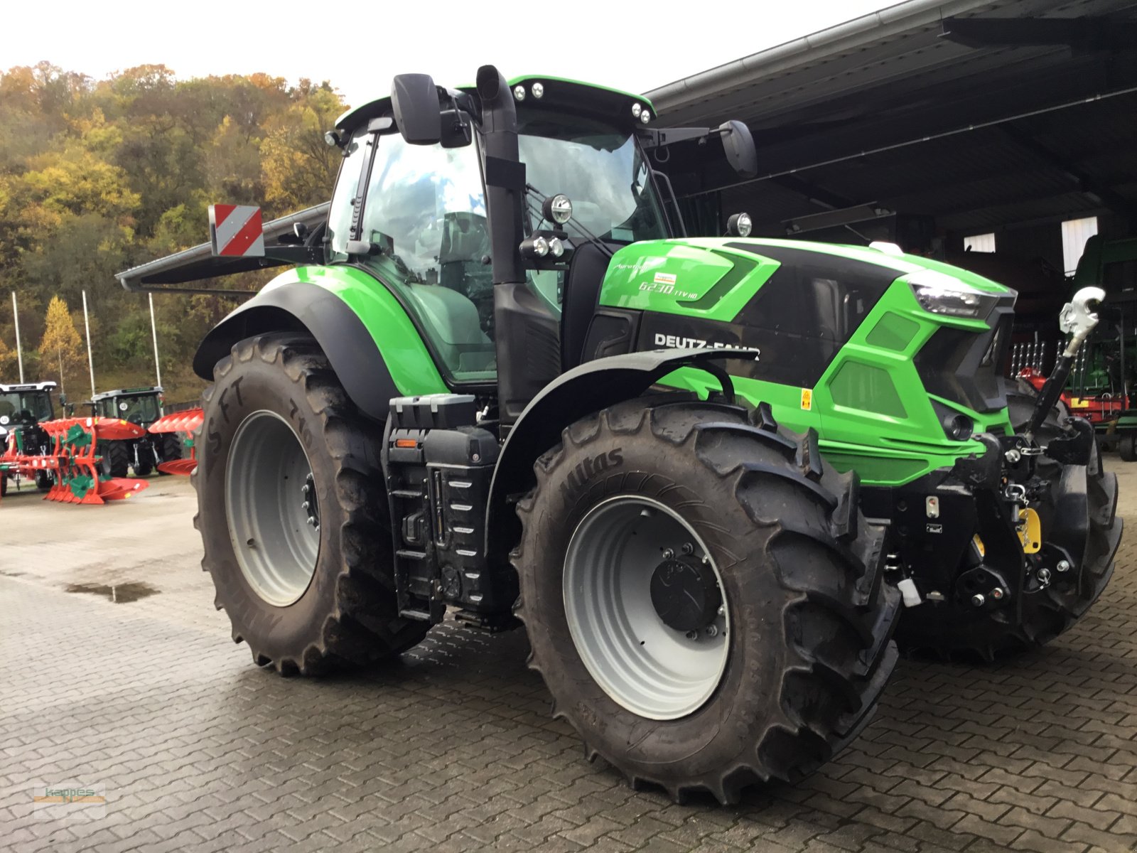 Traktor des Typs Deutz-Fahr Agrotron 6230TTV HD, Gebrauchtmaschine in Niederstetten (Bild 7)