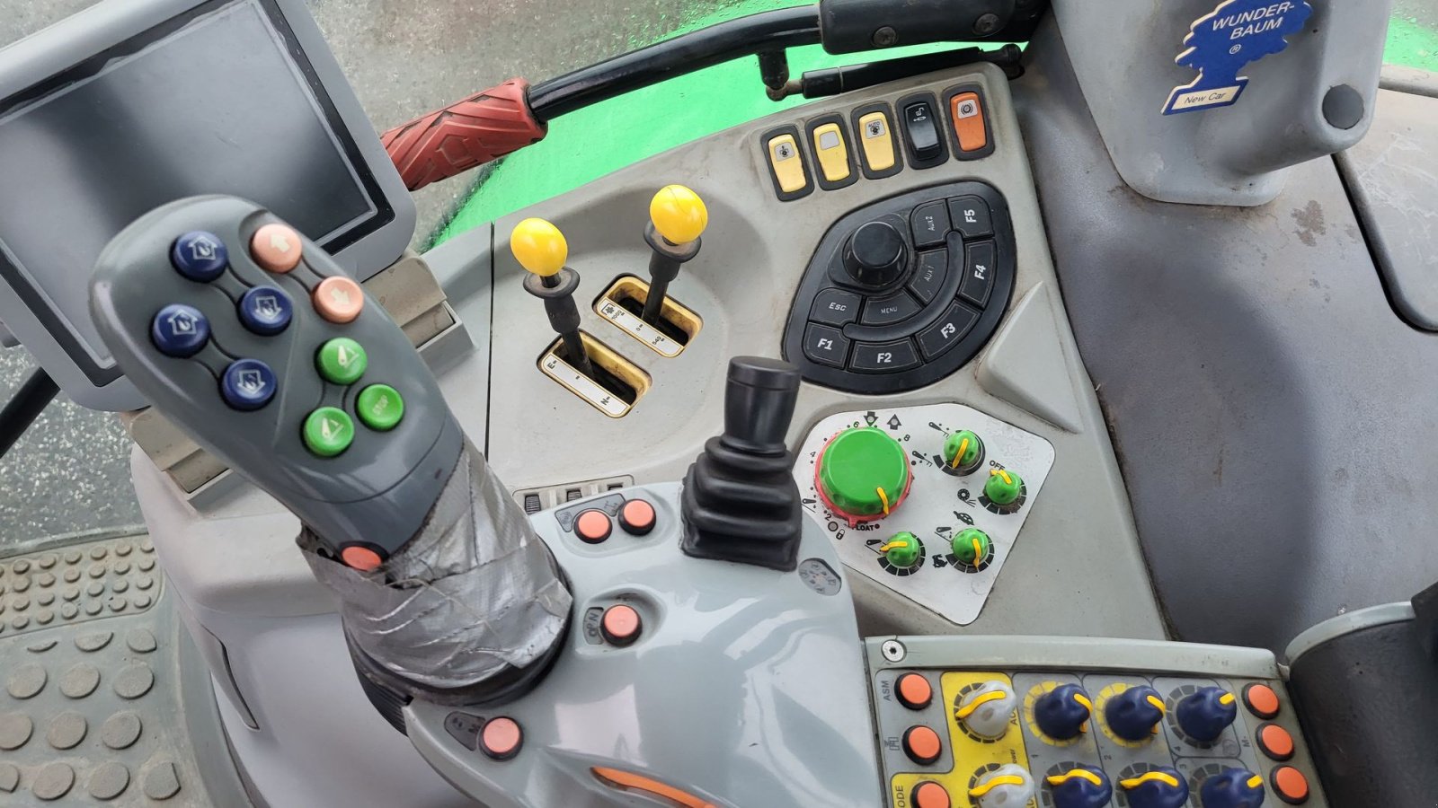 Traktor типа Deutz-Fahr Agrotron 630 TTV Nysynet, Gebrauchtmaschine в Sabro (Фотография 9)