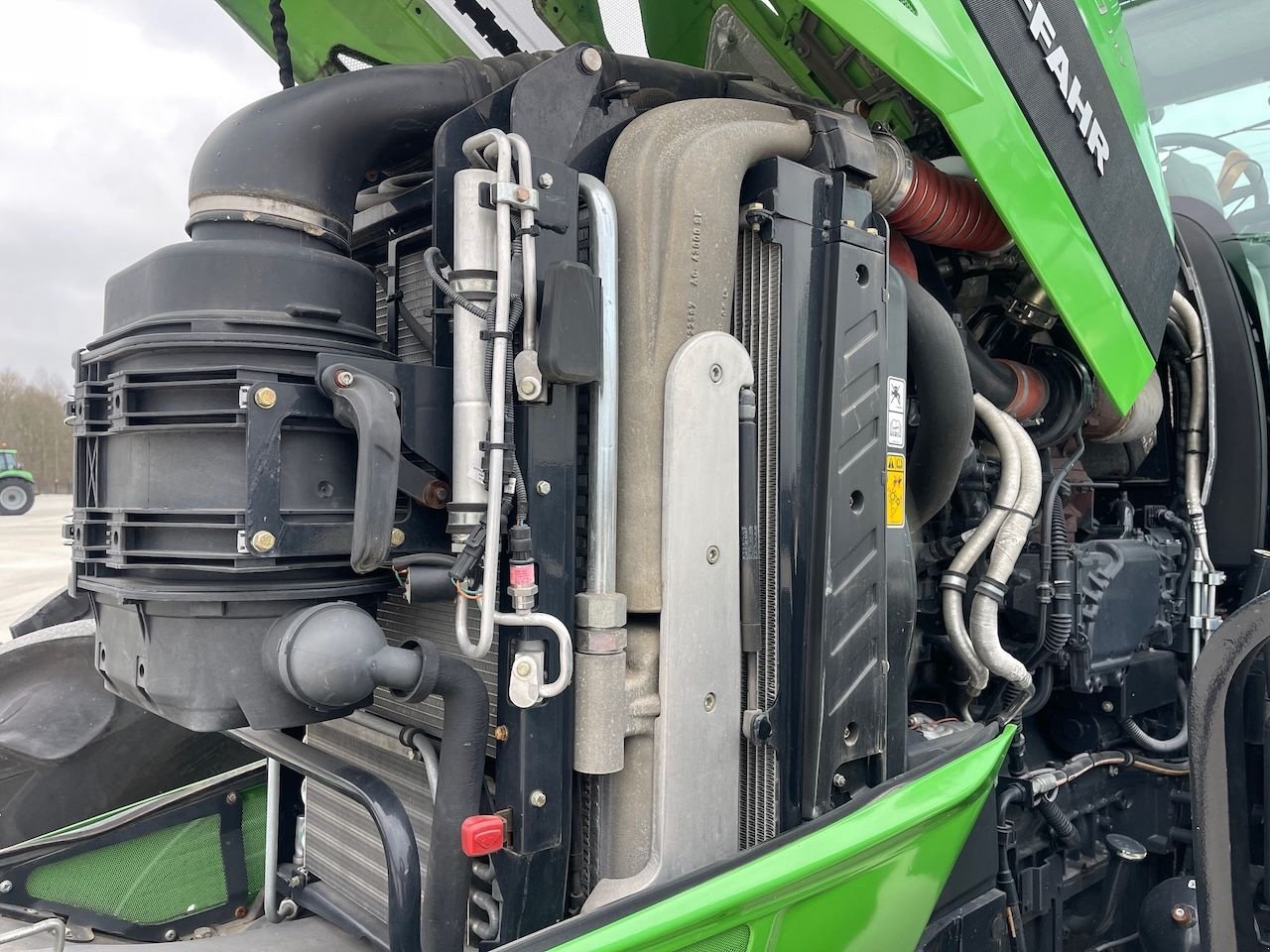 Traktor typu Deutz-Fahr Agrotron 720 TTV, Gebrauchtmaschine w Holten (Zdjęcie 9)