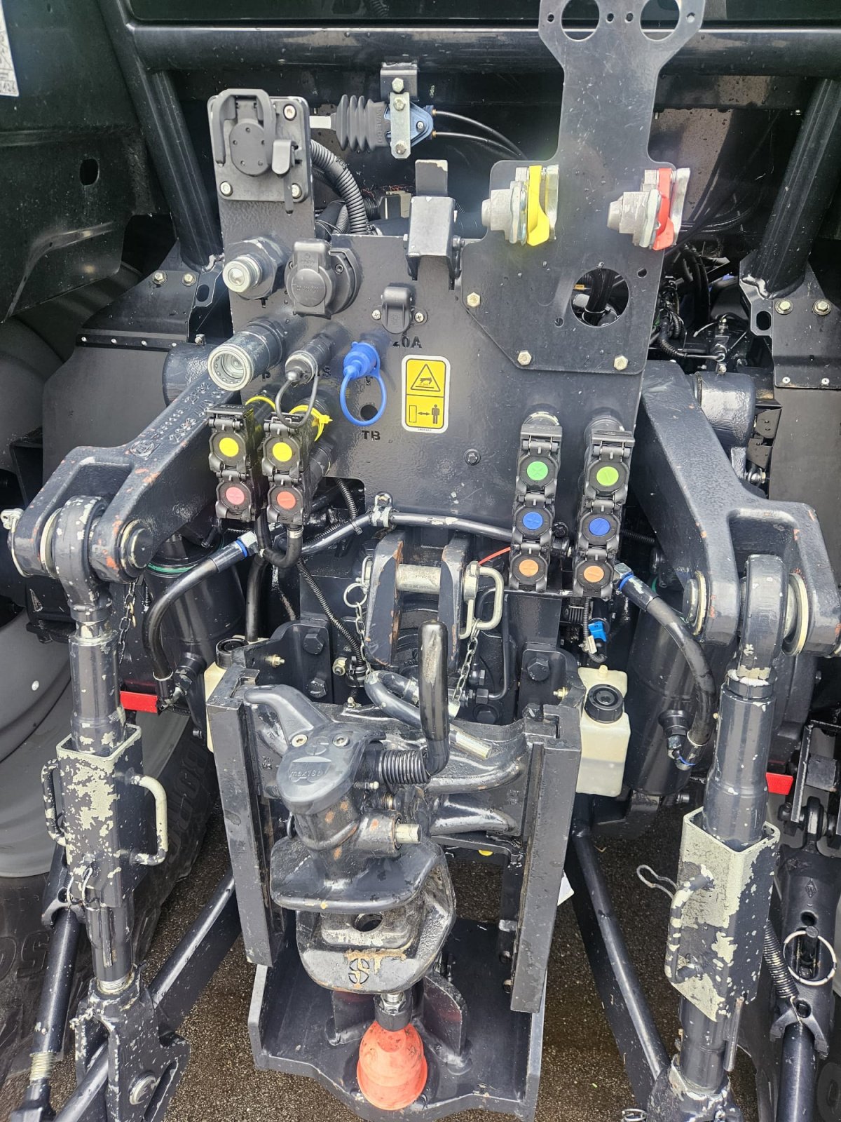 Traktor des Typs Deutz-Fahr Agrotron 7210 TTV, Gebrauchtmaschine in Wegscheid (Bild 5)