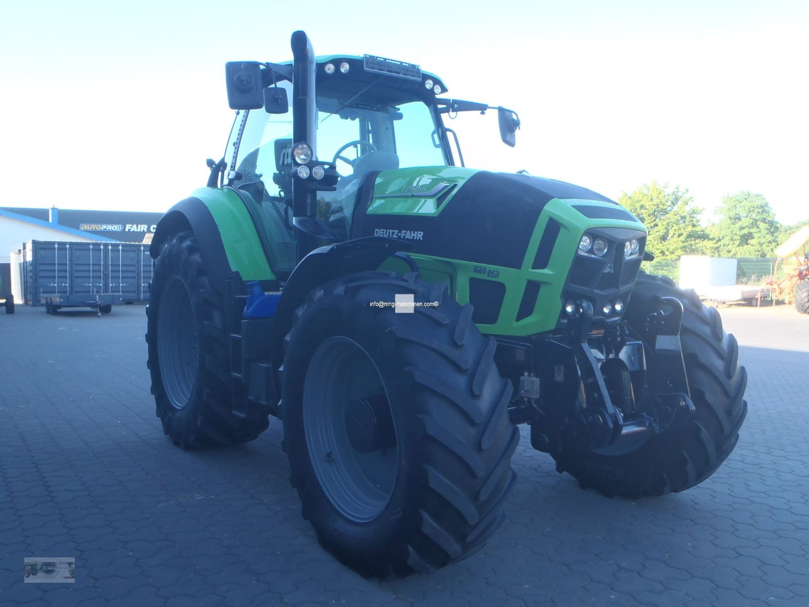 Traktor типа Deutz-Fahr Agrotron 7230 TTV nur 4469 h, Gebrauchtmaschine в Gescher (Фотография 8)
