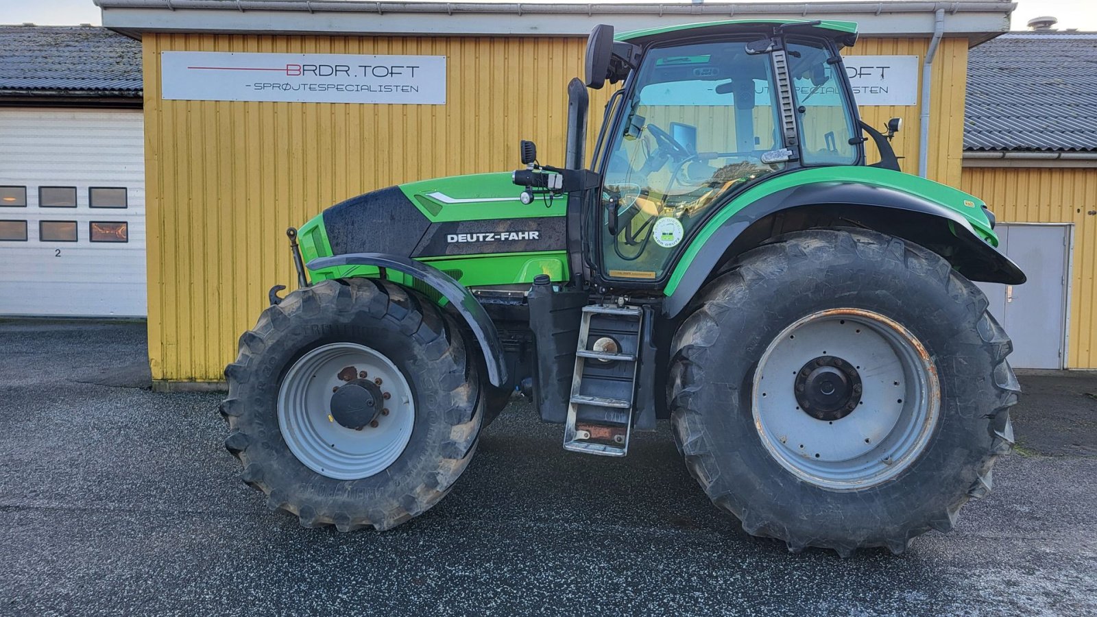 Traktor του τύπου Deutz-Fahr Agrotron 7230 TTV, Gebrauchtmaschine σε Sabro (Φωτογραφία 2)