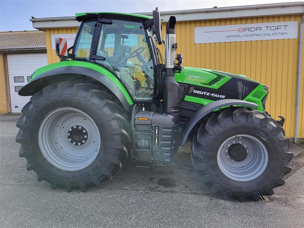 Traktor типа Deutz-Fahr Agrotron 7250 TTV Stage V Kan også lejes (se billede 2), Gebrauchtmaschine в Sabro (Фотография 6)