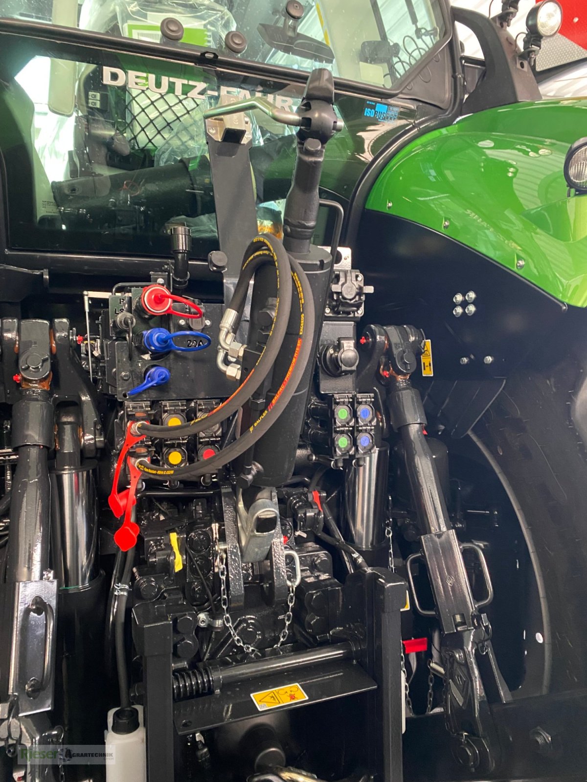 Traktor tipa Deutz-Fahr Agrotron 7250 TTV Warrior, jung gebraucht, "15 % Preisvorteil", Neumaschine u Nördlingen (Slika 7)