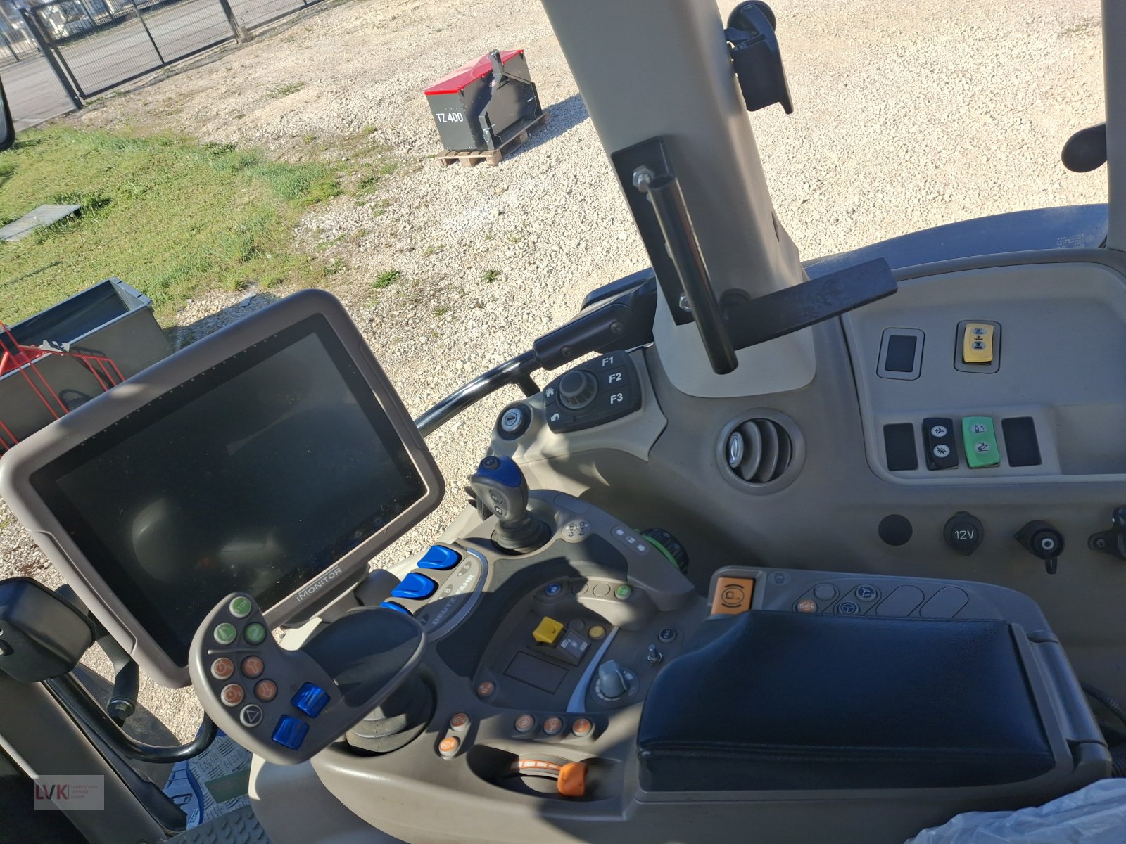 Traktor Türe ait Deutz-Fahr Agrotron 7250 TTV Warrior, Gebrauchtmaschine içinde Weißenburg (resim 14)