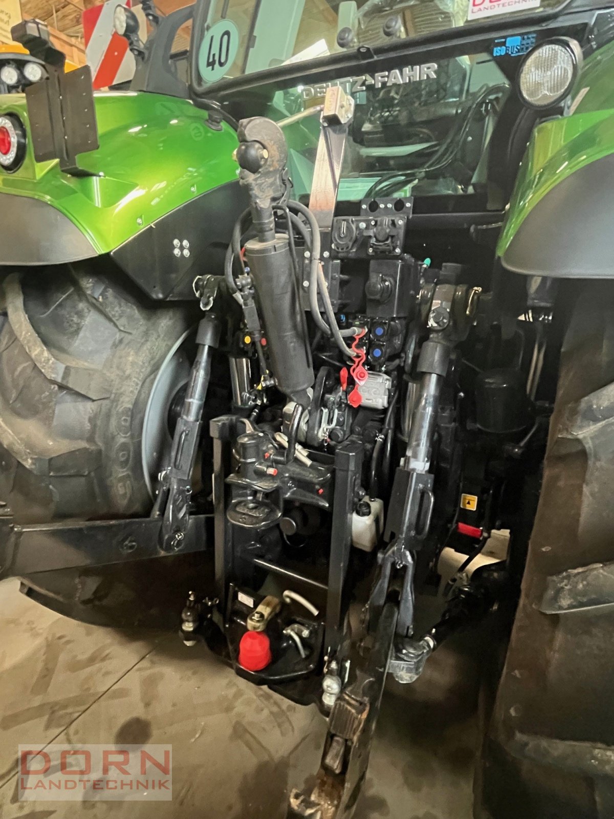 Traktor du type Deutz-Fahr Agrotron 7250 TTV Warrior, Neumaschine en Bruckberg (Photo 5)