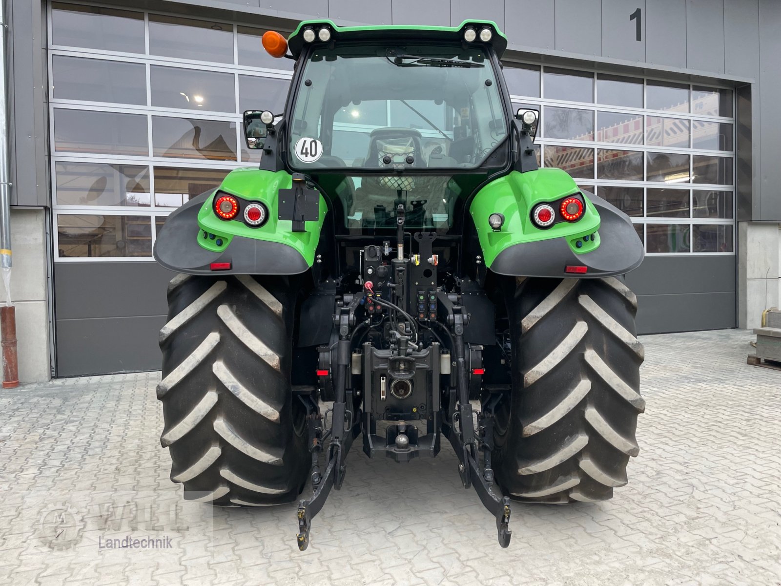 Traktor of the type Deutz-Fahr Agrotron 7250 TTV Warrior, Gebrauchtmaschine in Rudendorf (Picture 2)
