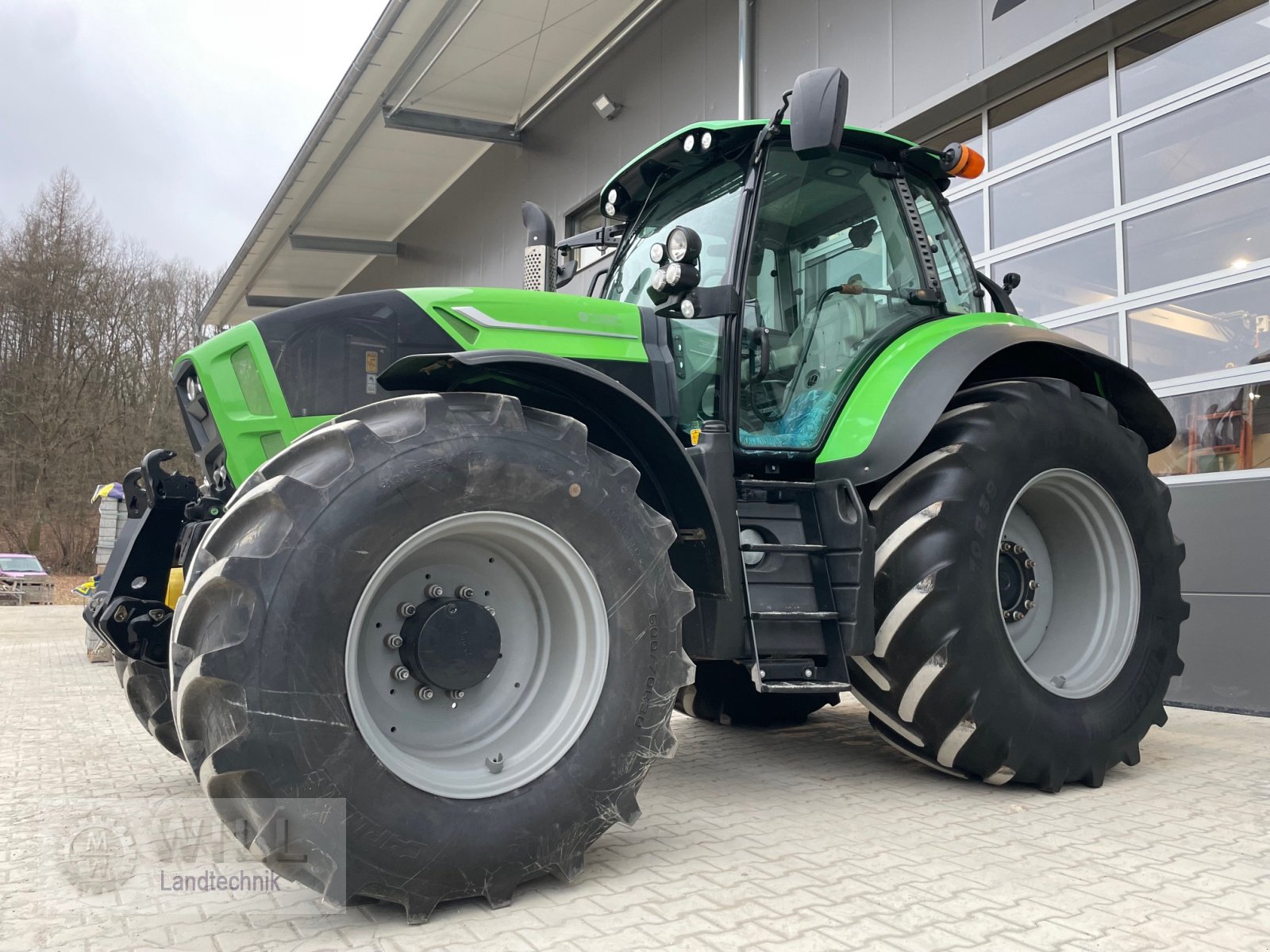 Traktor of the type Deutz-Fahr Agrotron 7250 TTV Warrior, Gebrauchtmaschine in Rudendorf (Picture 15)