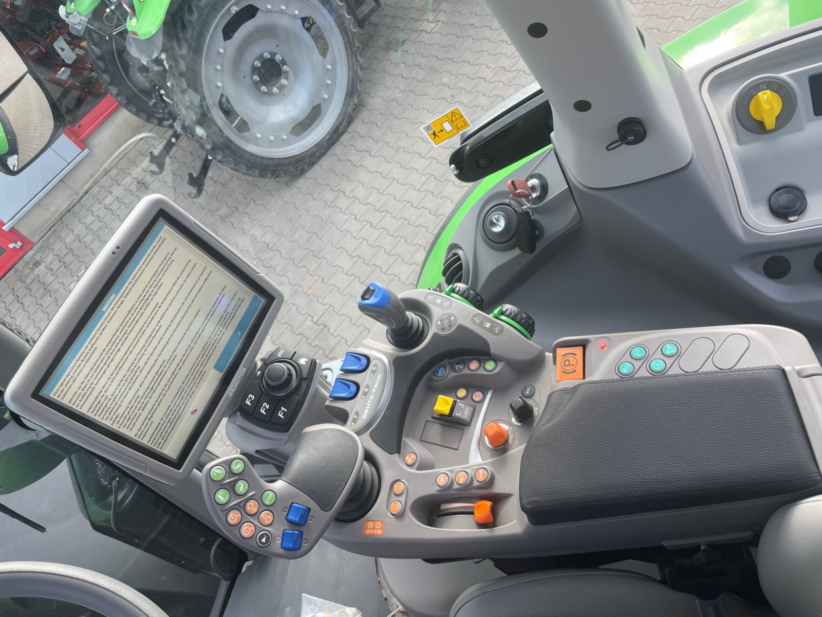 Traktor του τύπου Deutz-Fahr Agrotron 7250 TTV Warrior, Neumaschine σε Dannstadt-Schauernheim (Φωτογραφία 9)