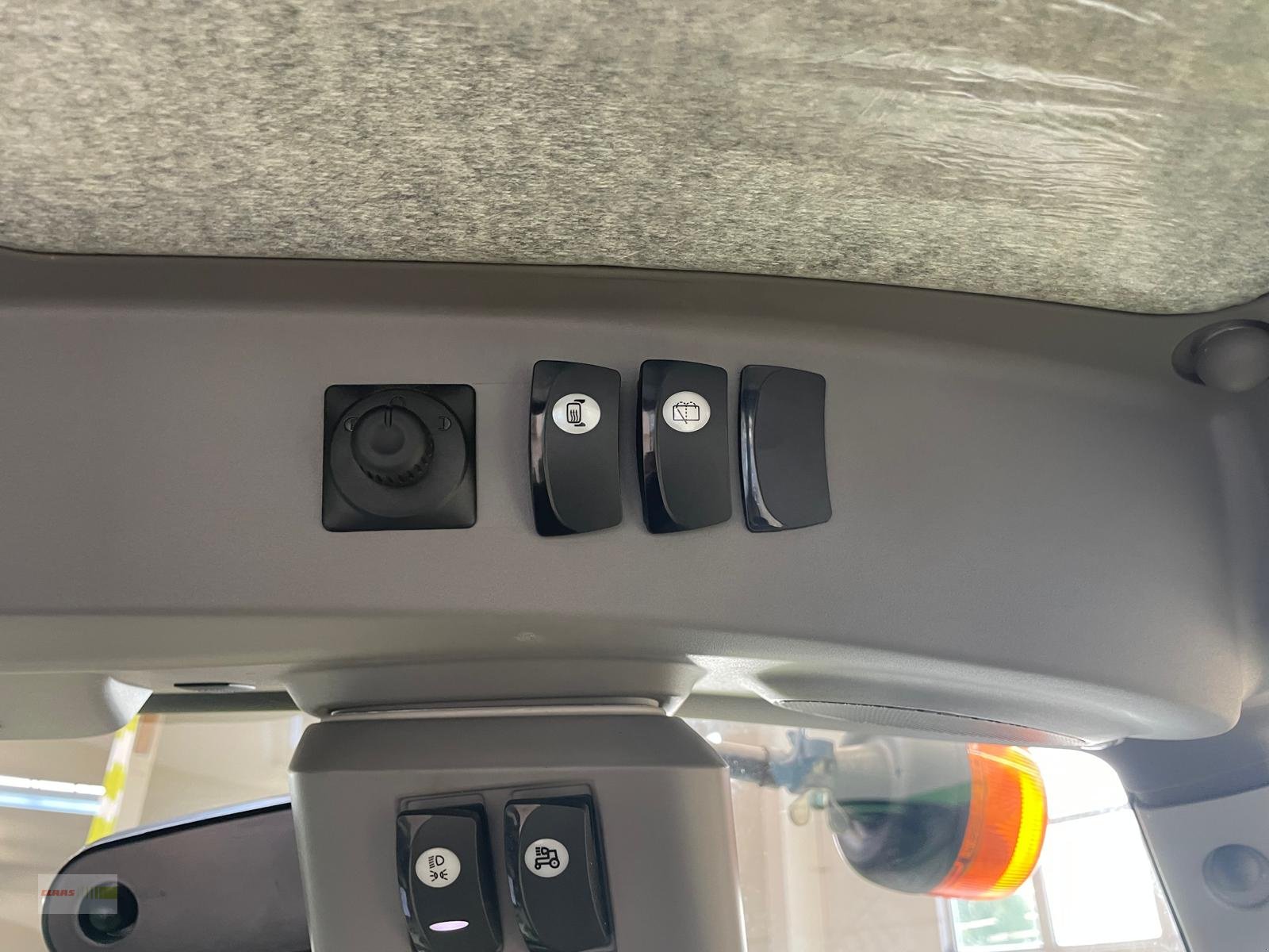 Traktor des Typs Deutz-Fahr Agrotron 7250 TTV Warrior, Gebrauchtmaschine in Langenau (Bild 11)