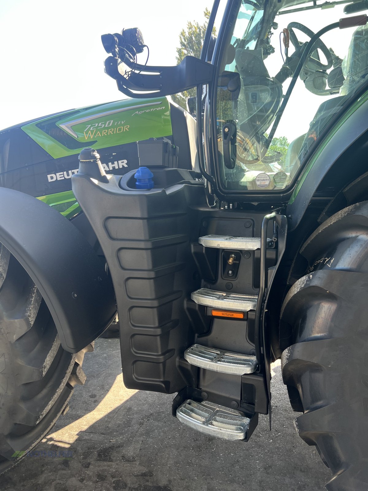Traktor tip Deutz-Fahr Agrotron 7250 TTV Warrior, Neumaschine in Pforzen (Poză 10)