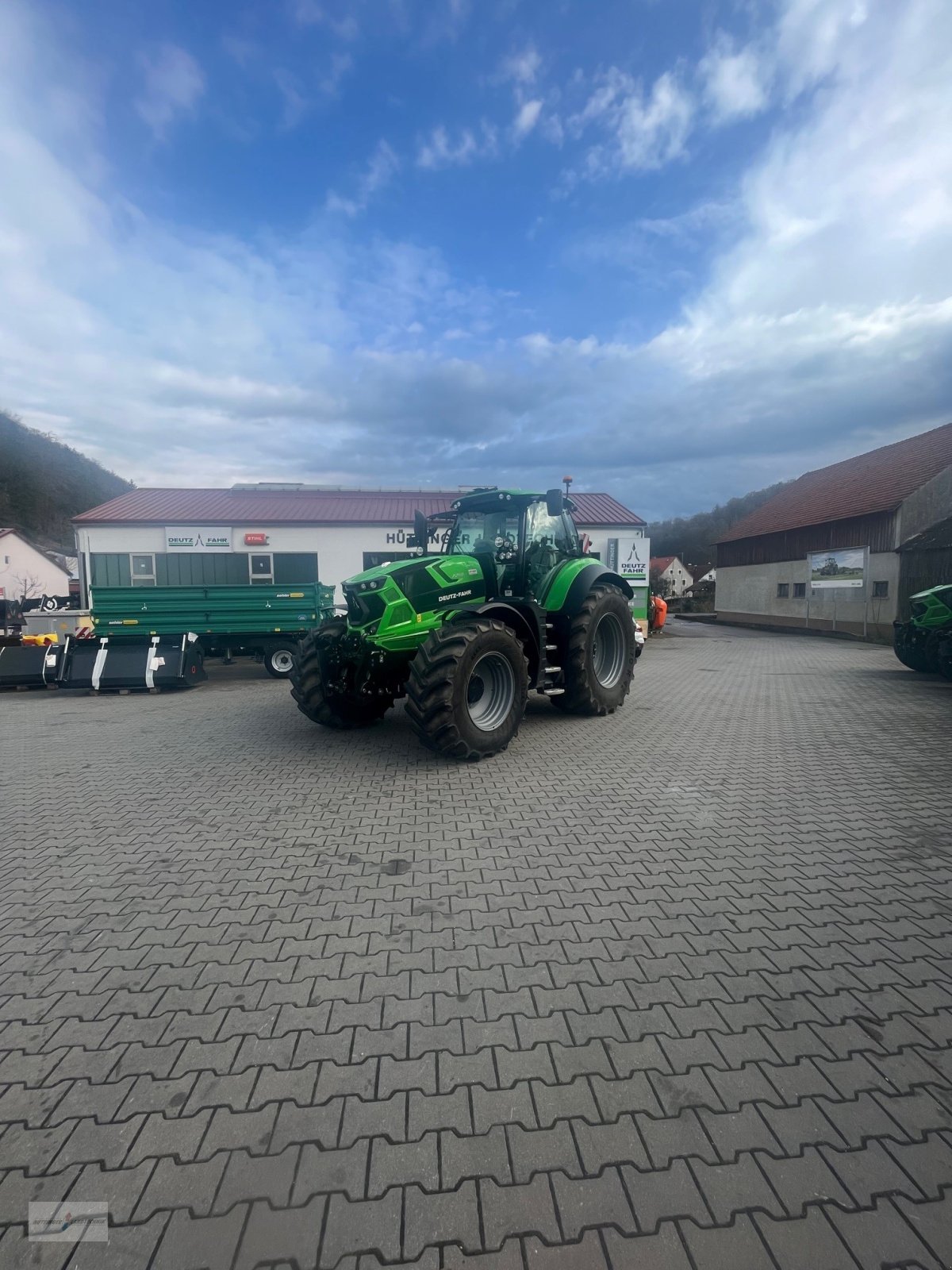 Traktor typu Deutz-Fahr Agrotron 7250 TTV, Gebrauchtmaschine v Treuchtlingen (Obrázek 3)