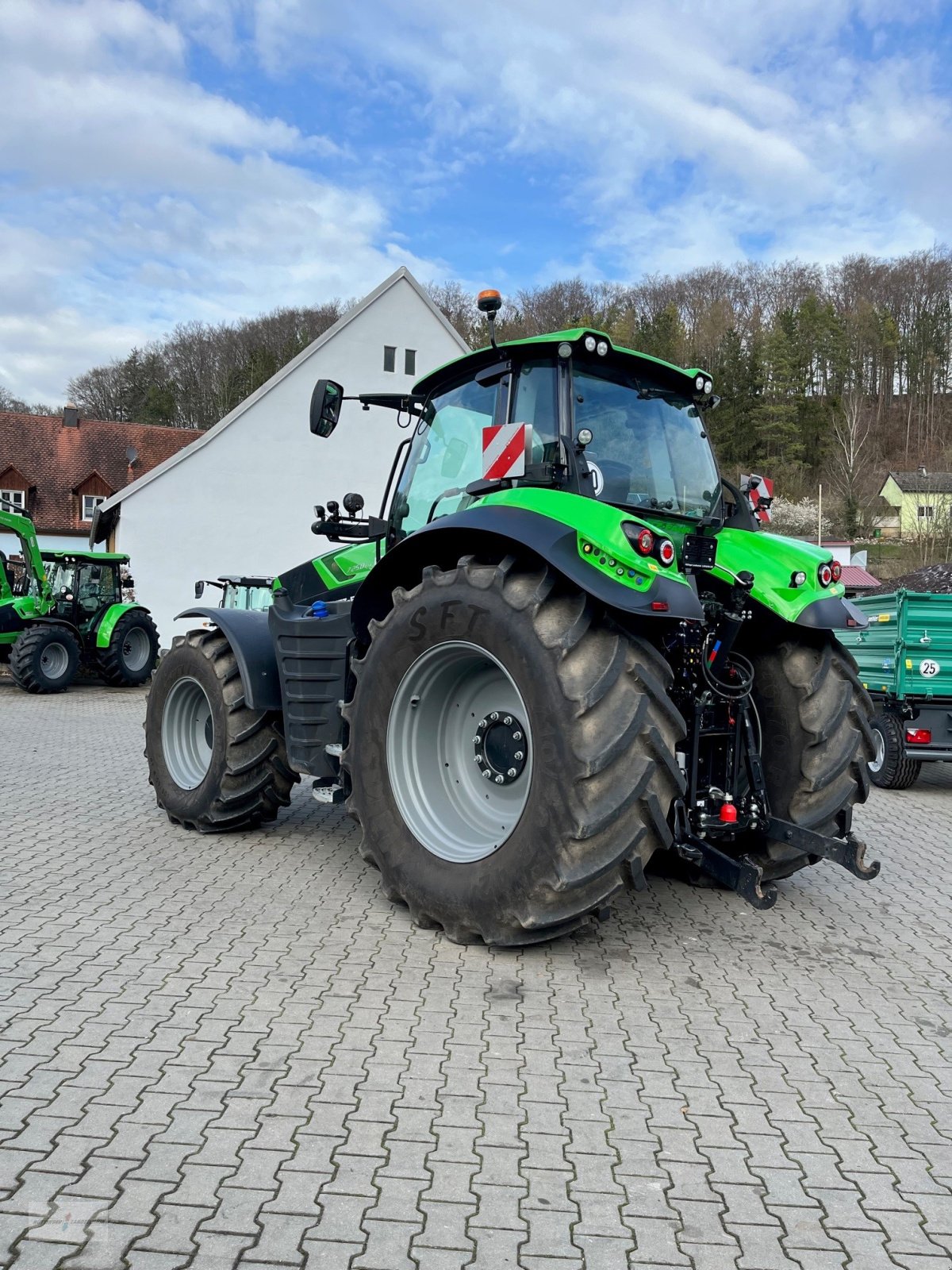 Traktor типа Deutz-Fahr Agrotron 7250 TTV, Gebrauchtmaschine в Treuchtlingen (Фотография 10)