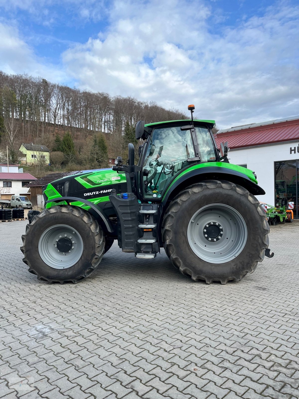 Traktor του τύπου Deutz-Fahr Agrotron 7250 TTV, Gebrauchtmaschine σε Treuchtlingen (Φωτογραφία 11)