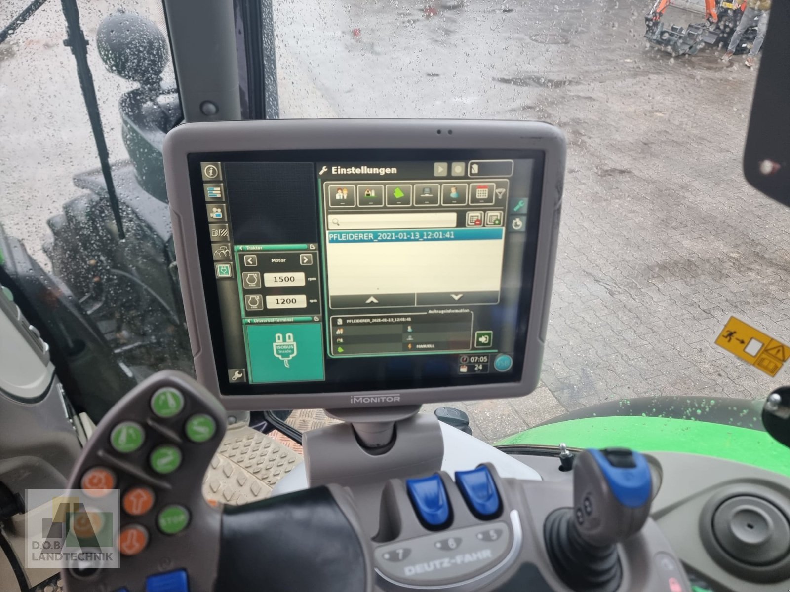 Traktor des Typs Deutz-Fahr Agrotron 7250 TTV, Gebrauchtmaschine in Regensburg (Bild 17)