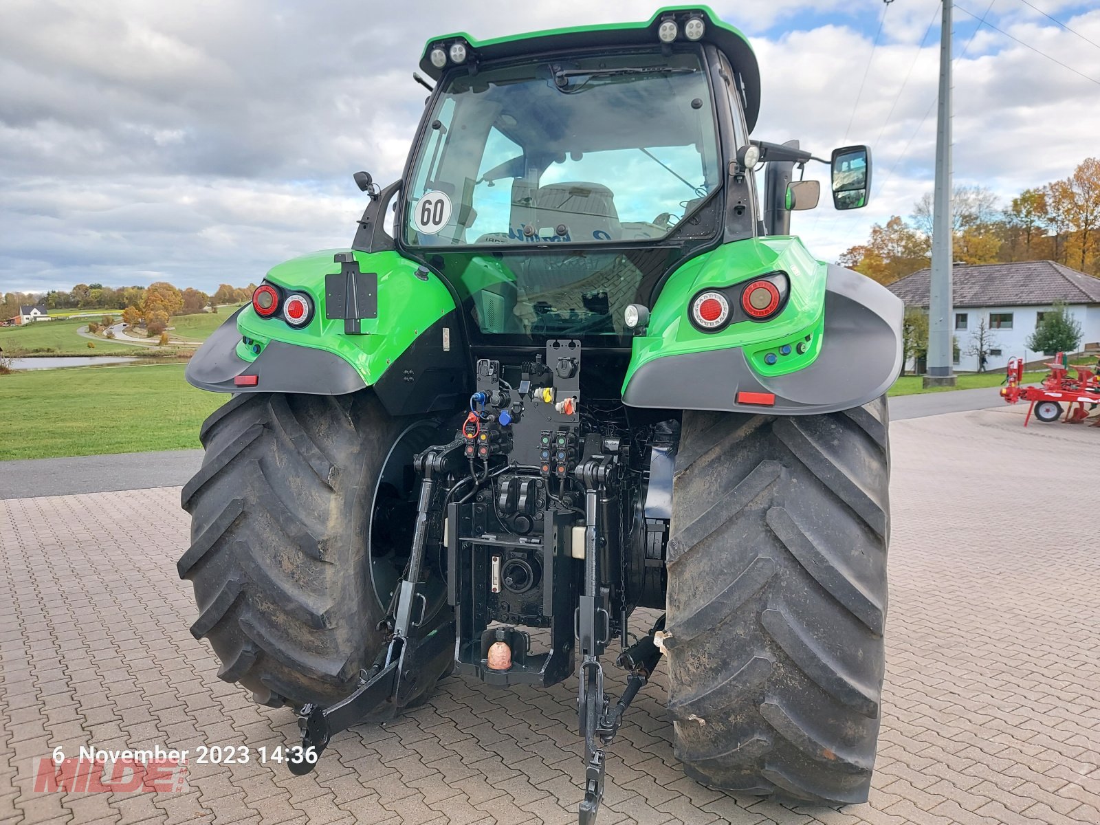 Traktor des Typs Deutz-Fahr Agrotron 7250 TTV, Gebrauchtmaschine in Gebenbach (Bild 5)