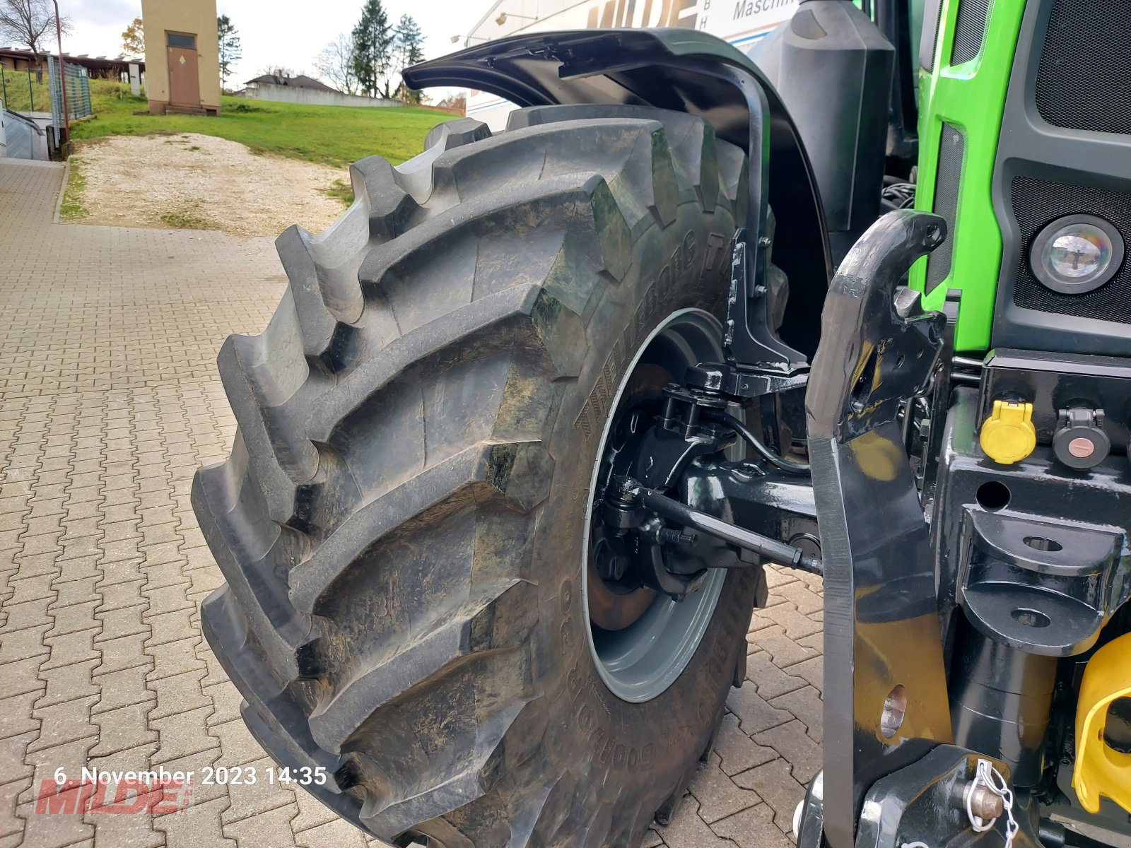 Traktor типа Deutz-Fahr Agrotron 7250 TTV, Gebrauchtmaschine в Gebenbach (Фотография 7)