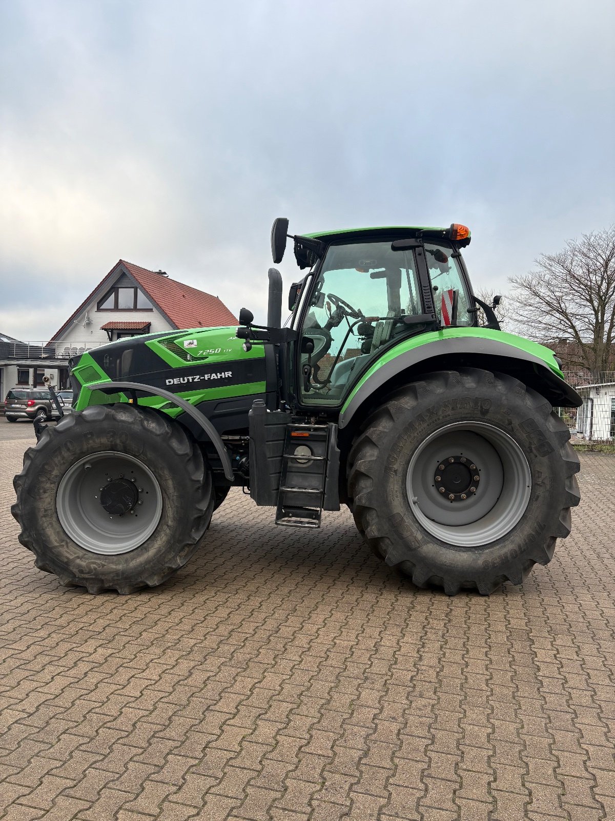 Traktor a típus Deutz-Fahr Agrotron 7250 TTV, Gebrauchtmaschine ekkor: Bramsche (Kép 10)