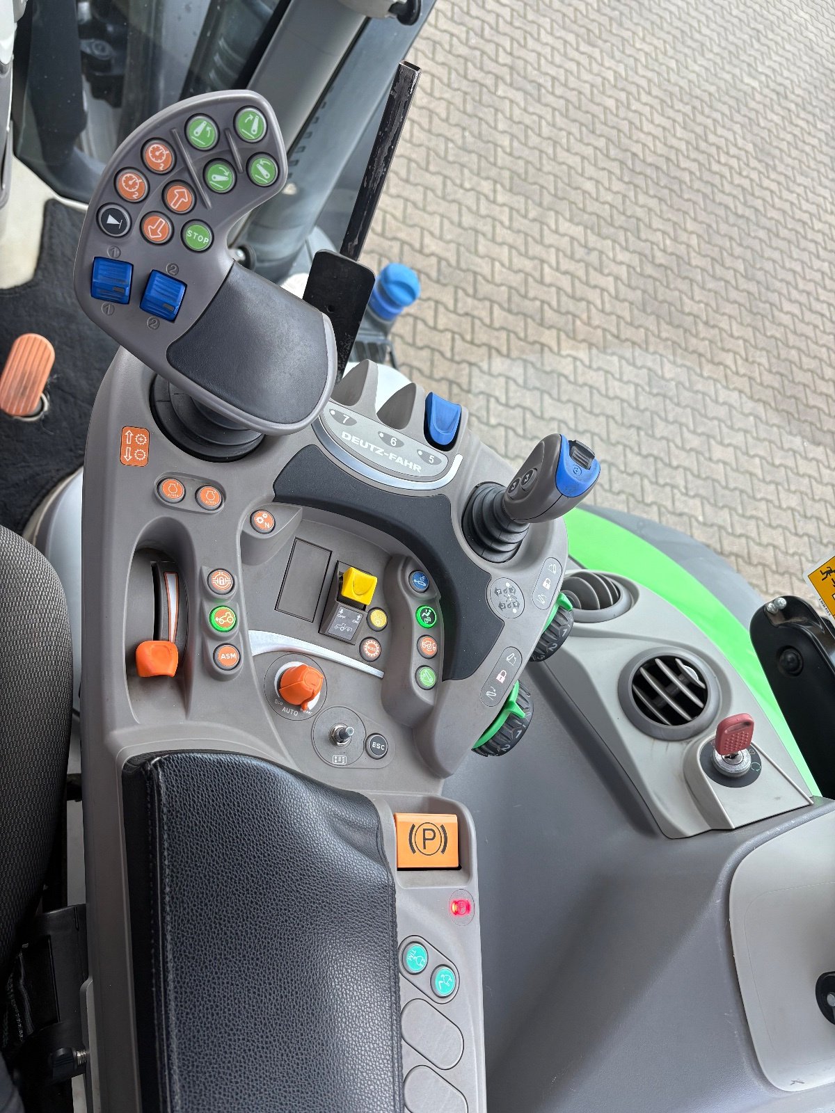 Traktor a típus Deutz-Fahr Agrotron 7250 TTV, Gebrauchtmaschine ekkor: Bramsche (Kép 17)