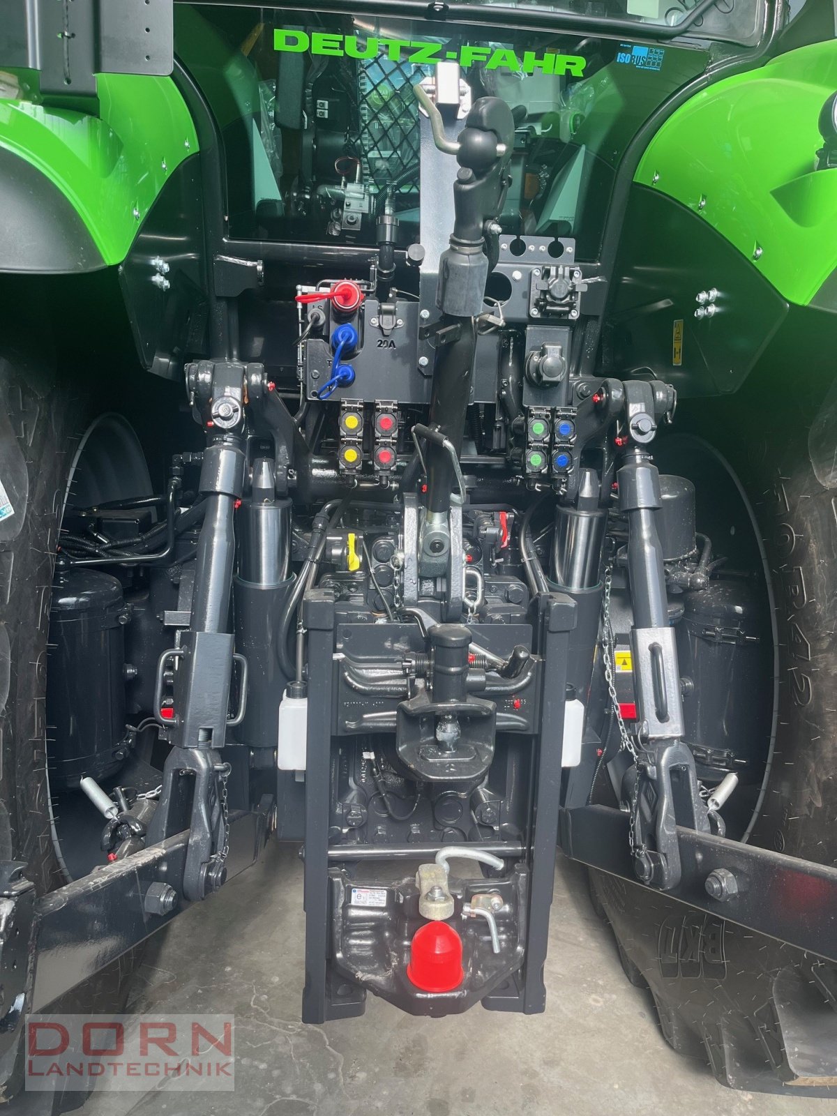 Traktor des Typs Deutz-Fahr Agrotron 7250 TTV, Neumaschine in Bruckberg (Bild 6)