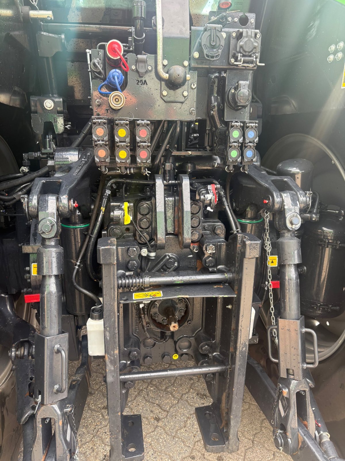 Traktor des Typs Deutz-Fahr Agrotron 7250 TTV, Neumaschine in Diemelsee (Bild 4)