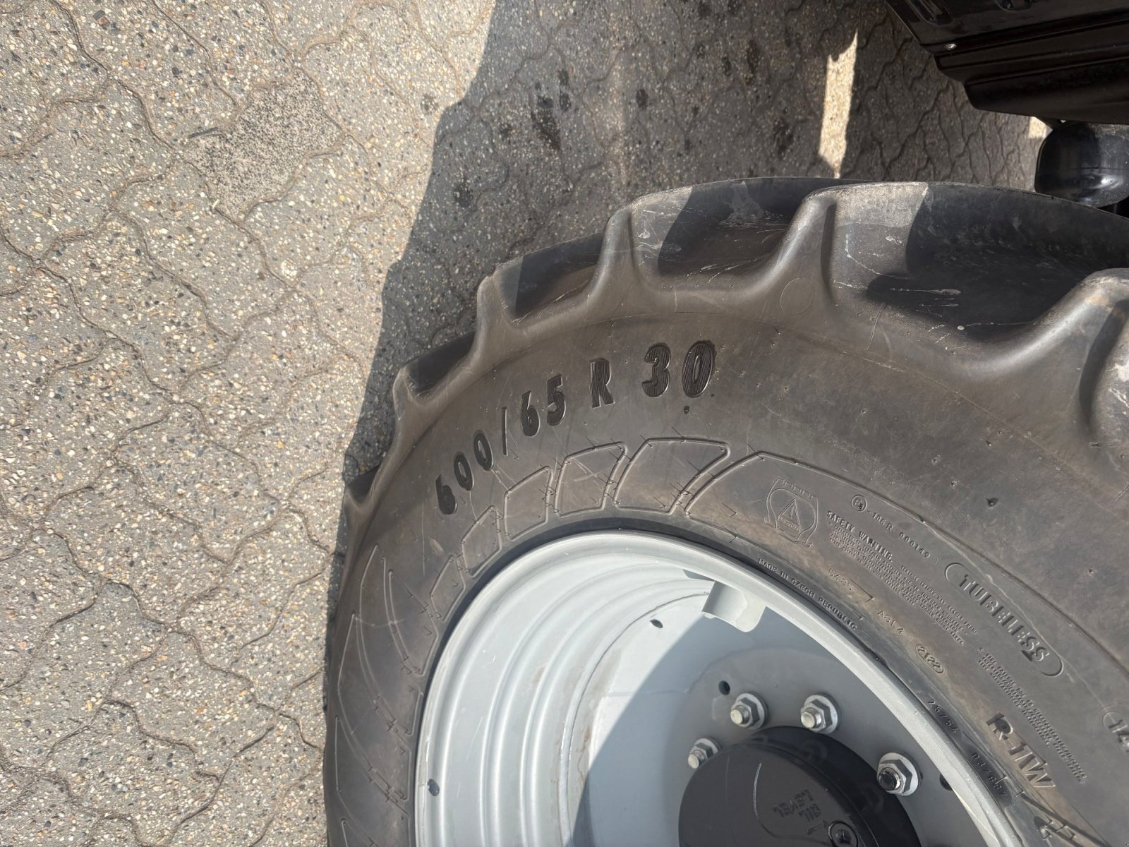 Traktor des Typs Deutz-Fahr Agrotron 7250 TTV, Neumaschine in Diemelsee (Bild 7)