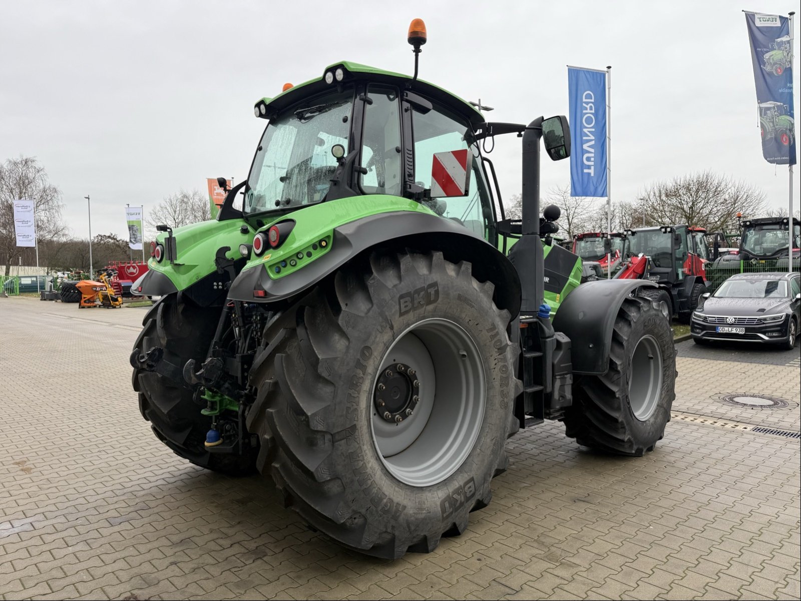 Traktor des Typs Deutz-Fahr Agrotron 7250 TTV, Gebrauchtmaschine in Bützow (Bild 3)