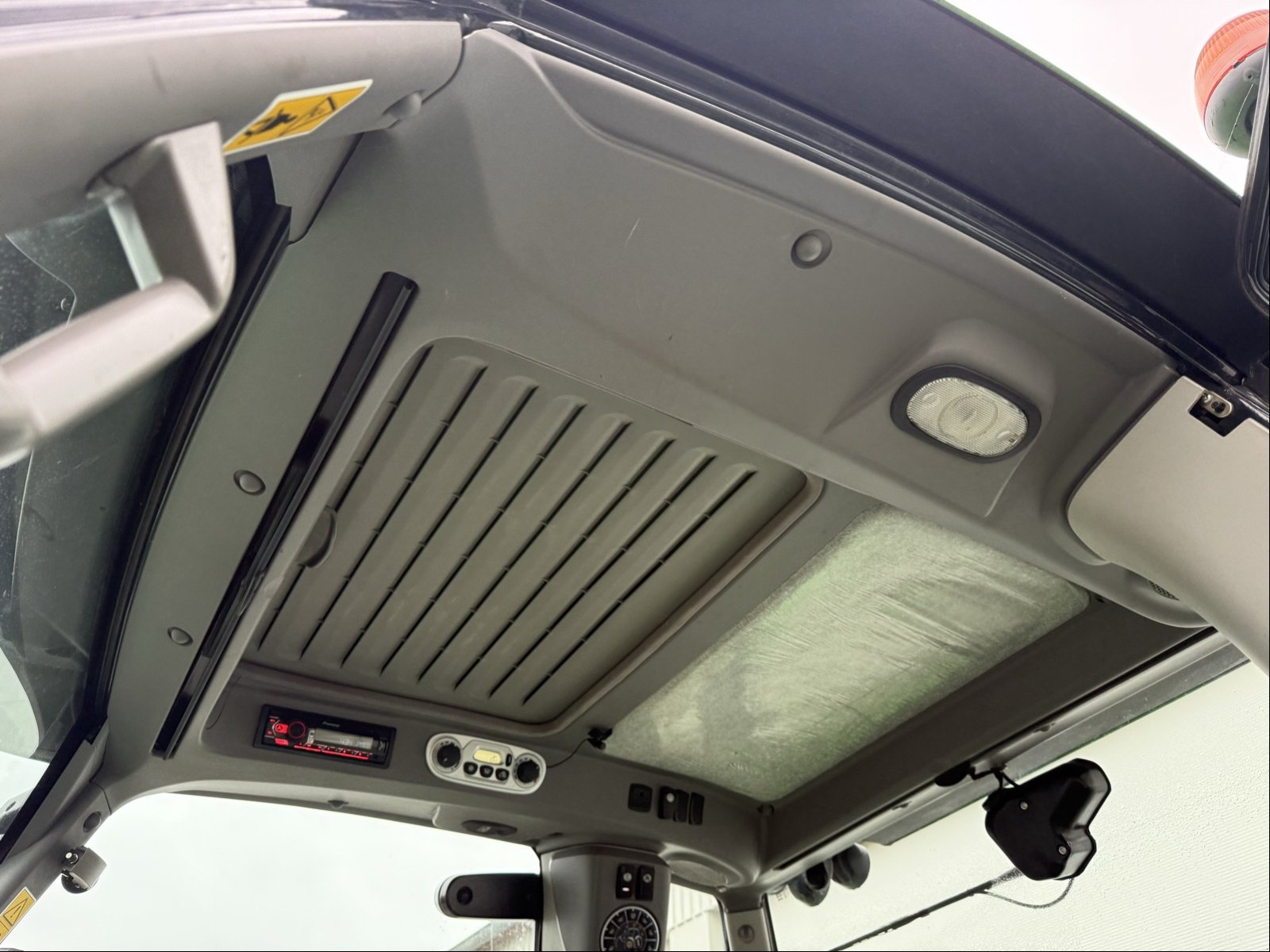 Traktor des Typs Deutz-Fahr Agrotron 7250 TTV, Gebrauchtmaschine in Bützow (Bild 11)