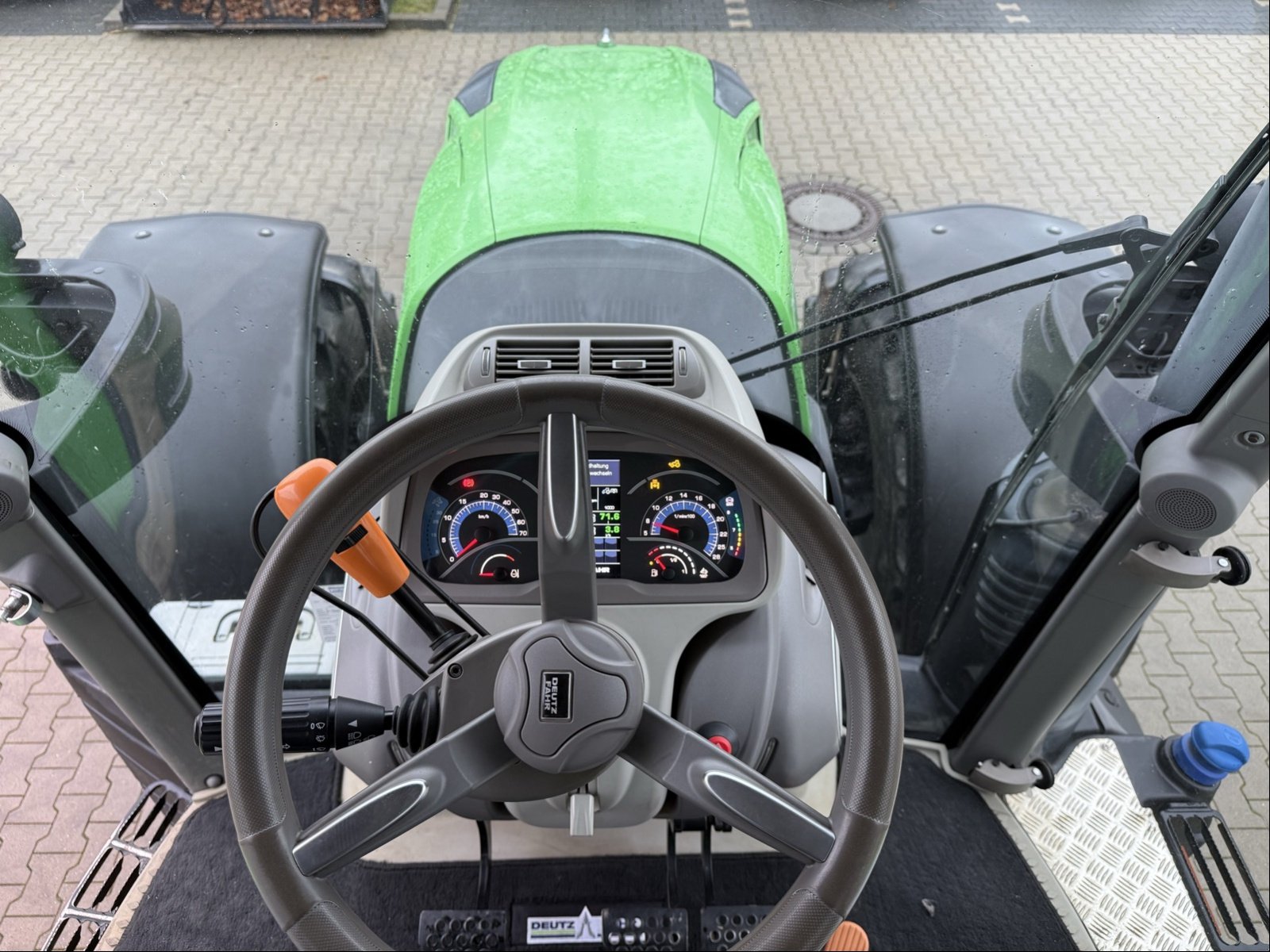 Traktor des Typs Deutz-Fahr Agrotron 7250 TTV, Gebrauchtmaschine in Bützow (Bild 14)