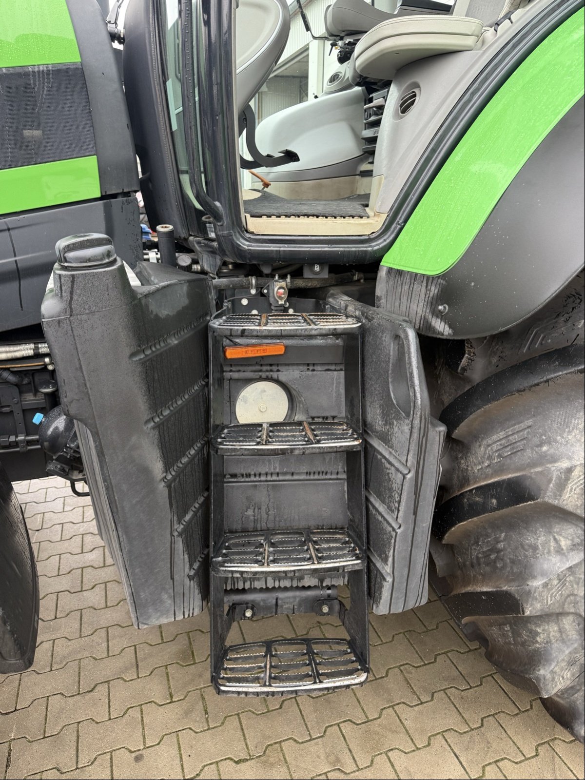 Traktor des Typs Deutz-Fahr Agrotron 7250 TTV, Gebrauchtmaschine in Bützow (Bild 15)