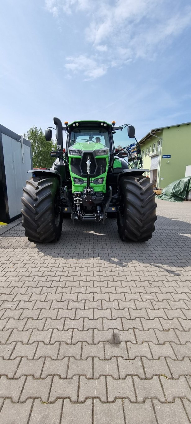 Traktor des Typs Deutz-Fahr Agrotron 8280 TTV, Gebrauchtmaschine in Stankov (Bild 3)