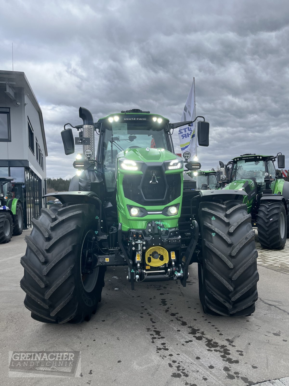 Traktor des Typs Deutz-Fahr Agrotron 8280 TTV, Neumaschine in Pfullendorf (Bild 7)